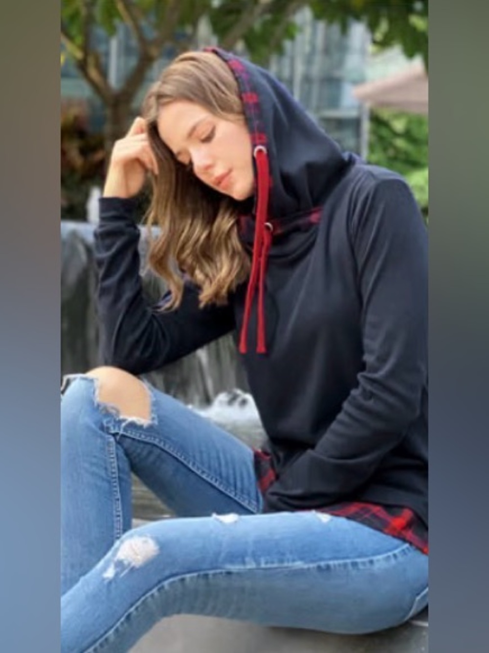 NWT Djt Lightweight Funnel Neck Hoodie
